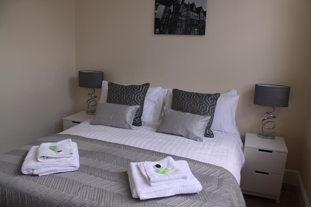 The Salford Apartamento Stockport Exterior foto
