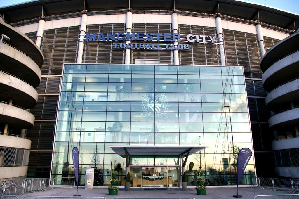 The Salford Apartamento Stockport Exterior foto
